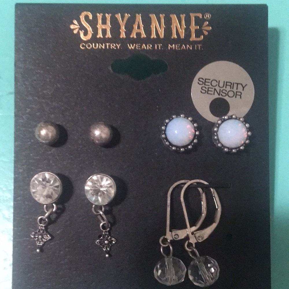Shyanne Earrings